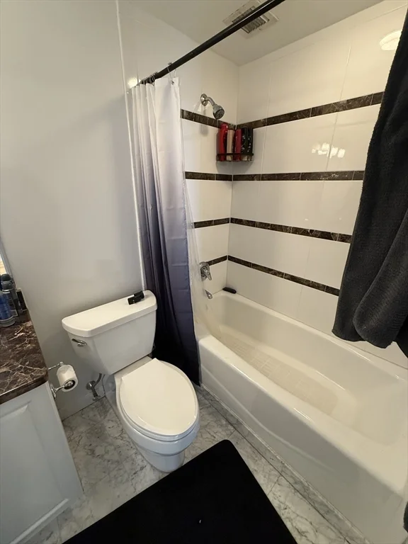 8 Museum Way, East Cambridge