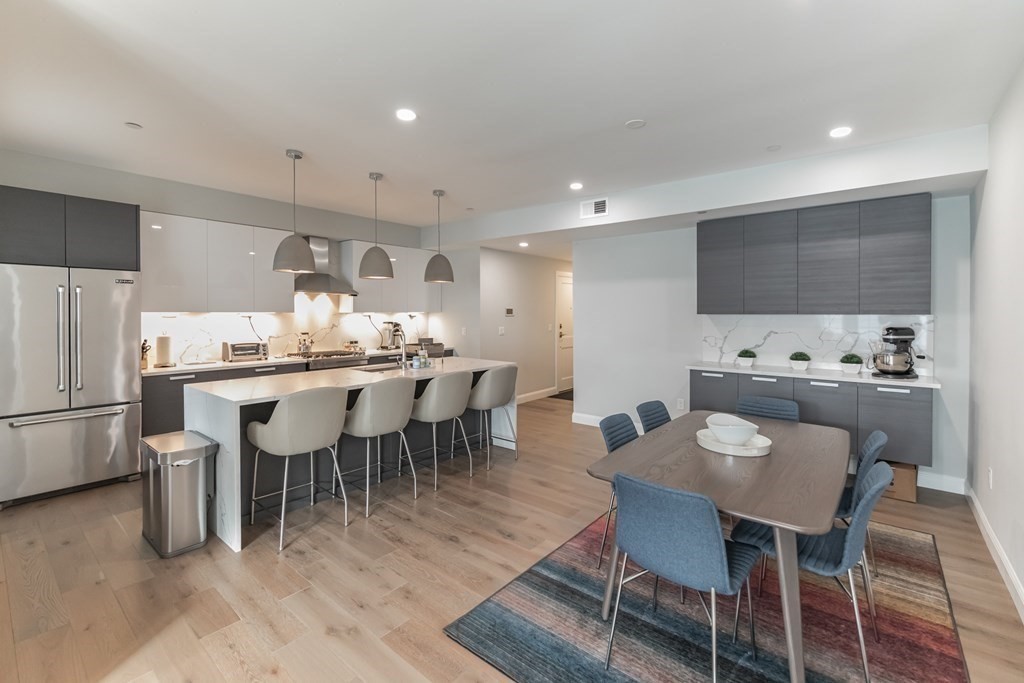 54 Pleasant St, Dorchester