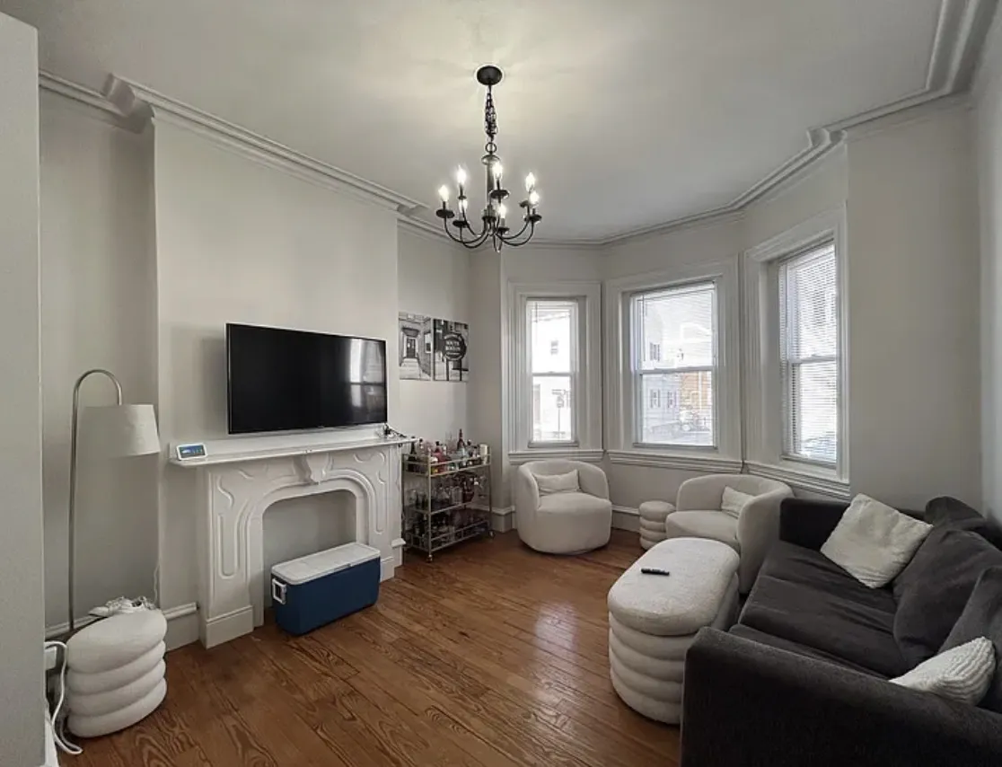 291 E St, South Boston