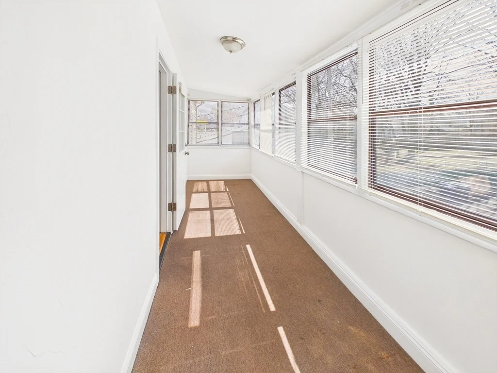 1015 Hyde Park Ave, Hyde Park