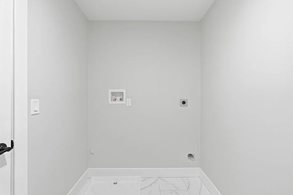 4 Barrows Rd, Worcester