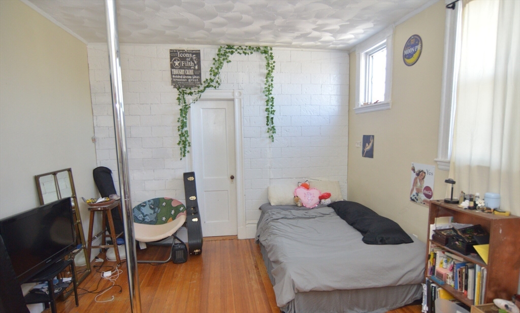 3 Melton Rd, Brighton