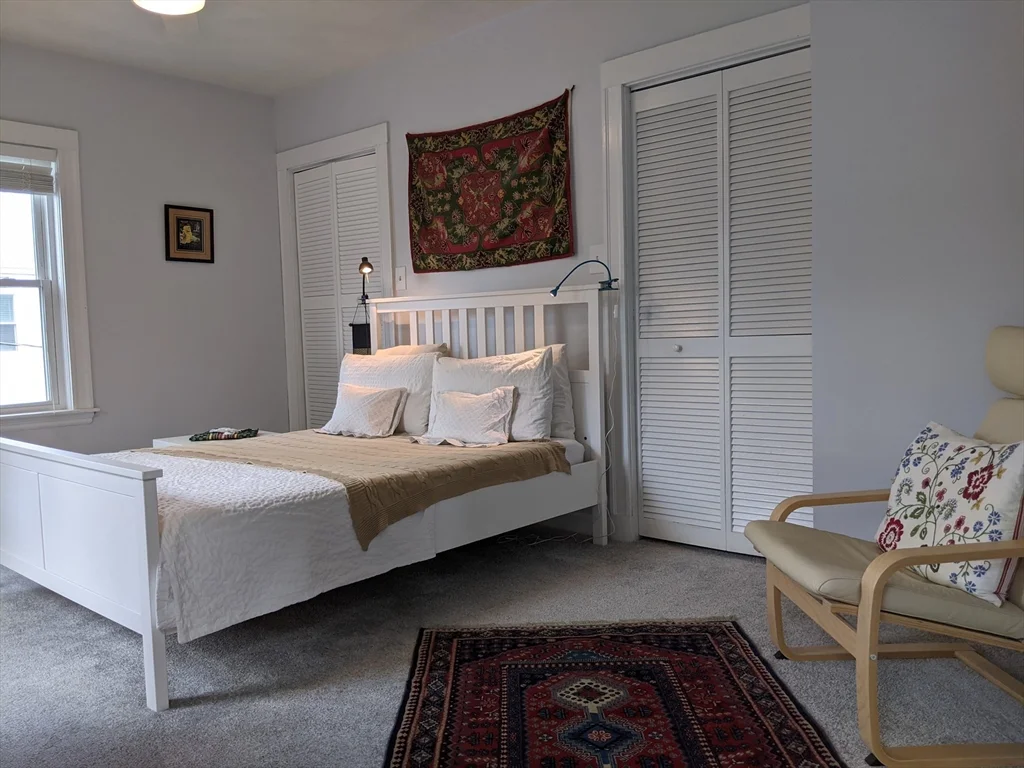 184 White St, Belmont