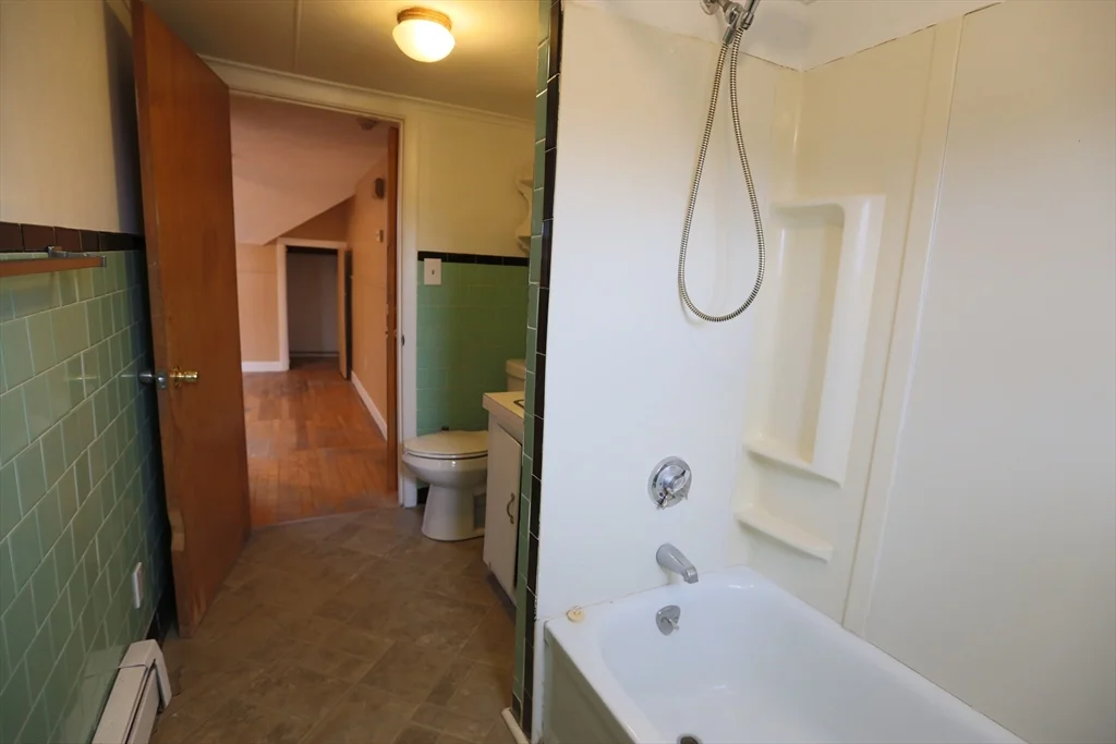 889 Pine, Fall River