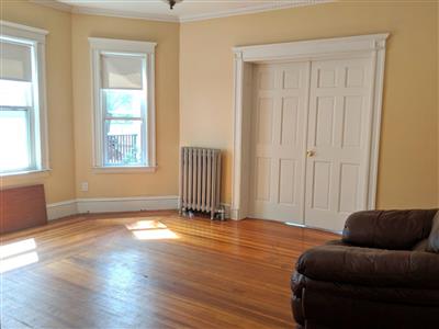 179 College Ave, Tufts