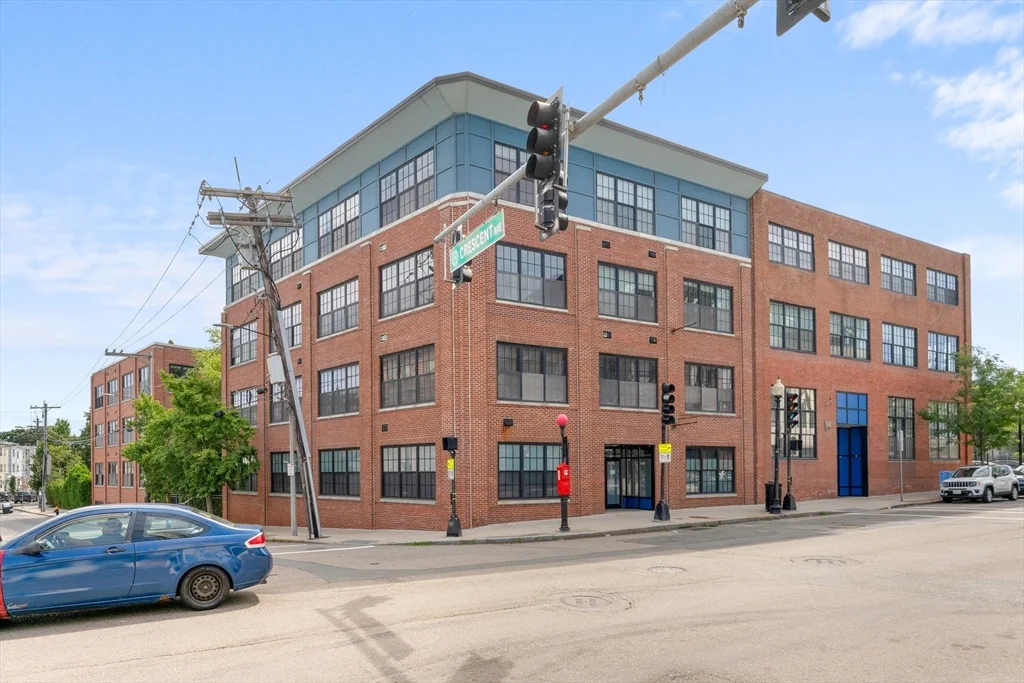 944 Dorchester Ave, Dorchester