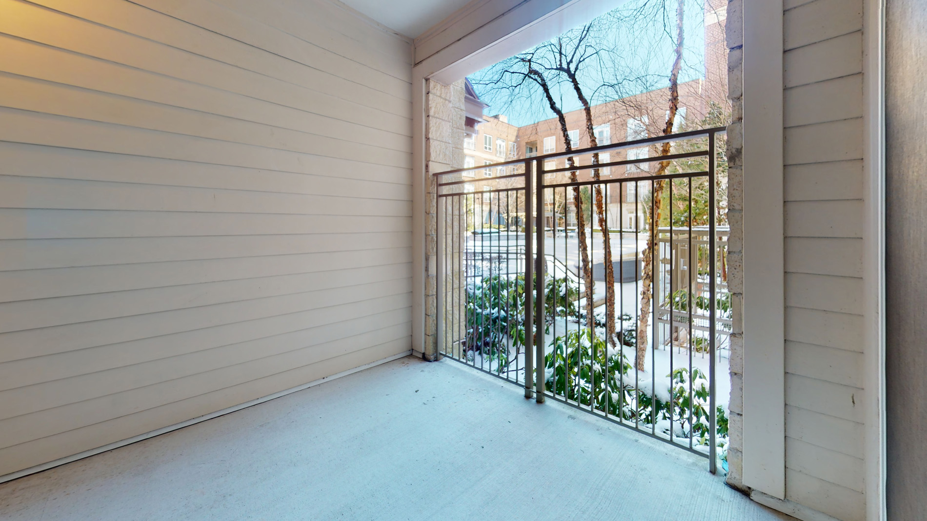 300 2nd Ave, West End