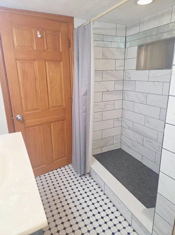 299 Crescent Ave, Beachmont