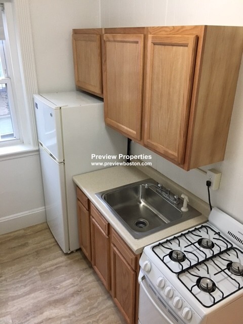 1334 Commonwealth Ave, Allston