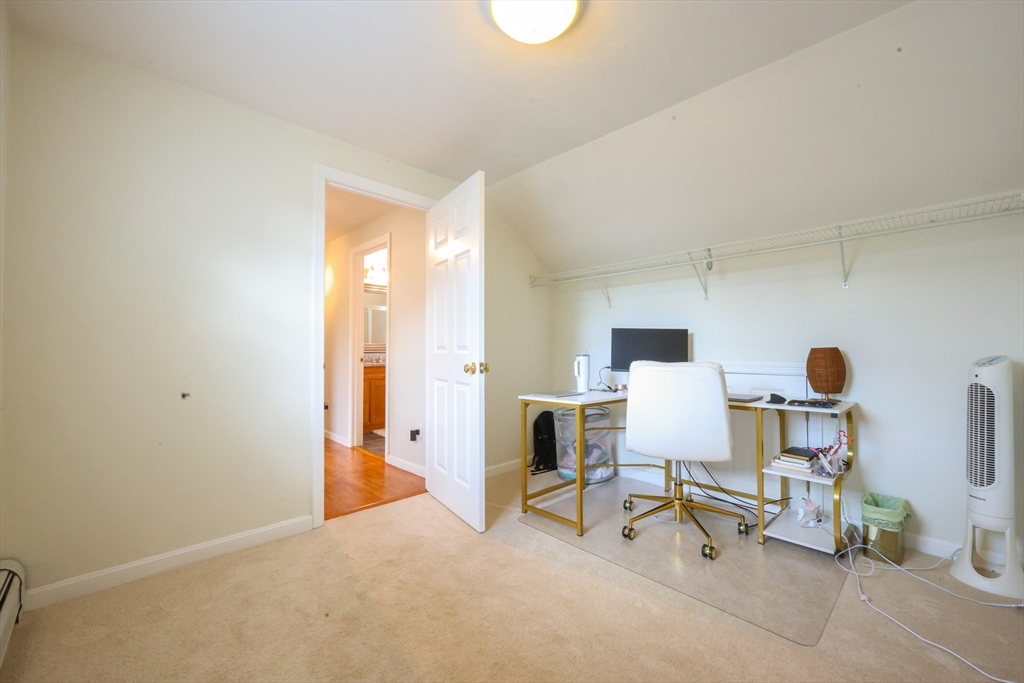 52 Galway Dr, North Attleboro