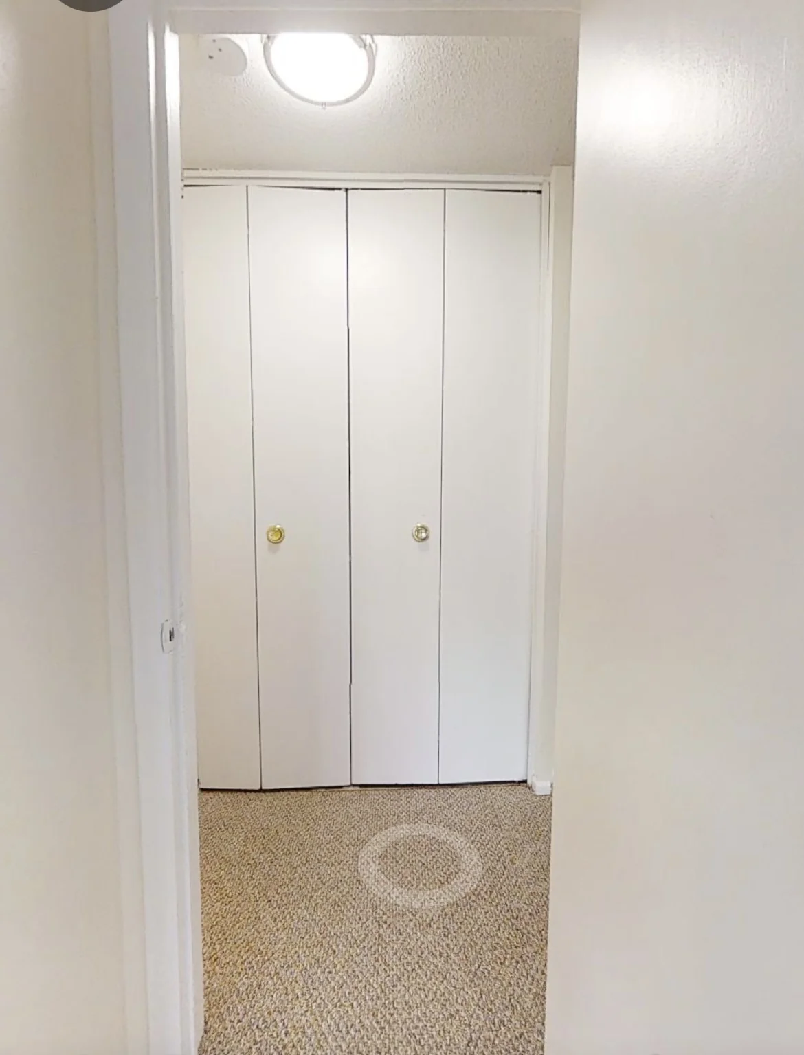 20 Queens Way, Framingham