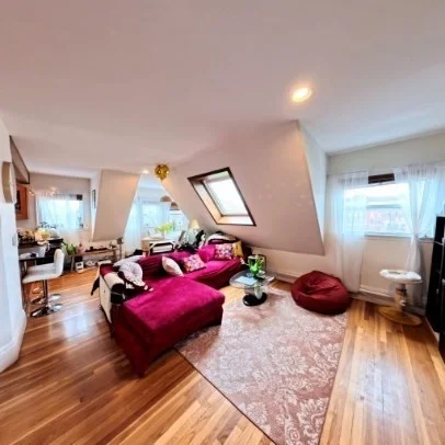 185 Davis Ave, Brookline Village