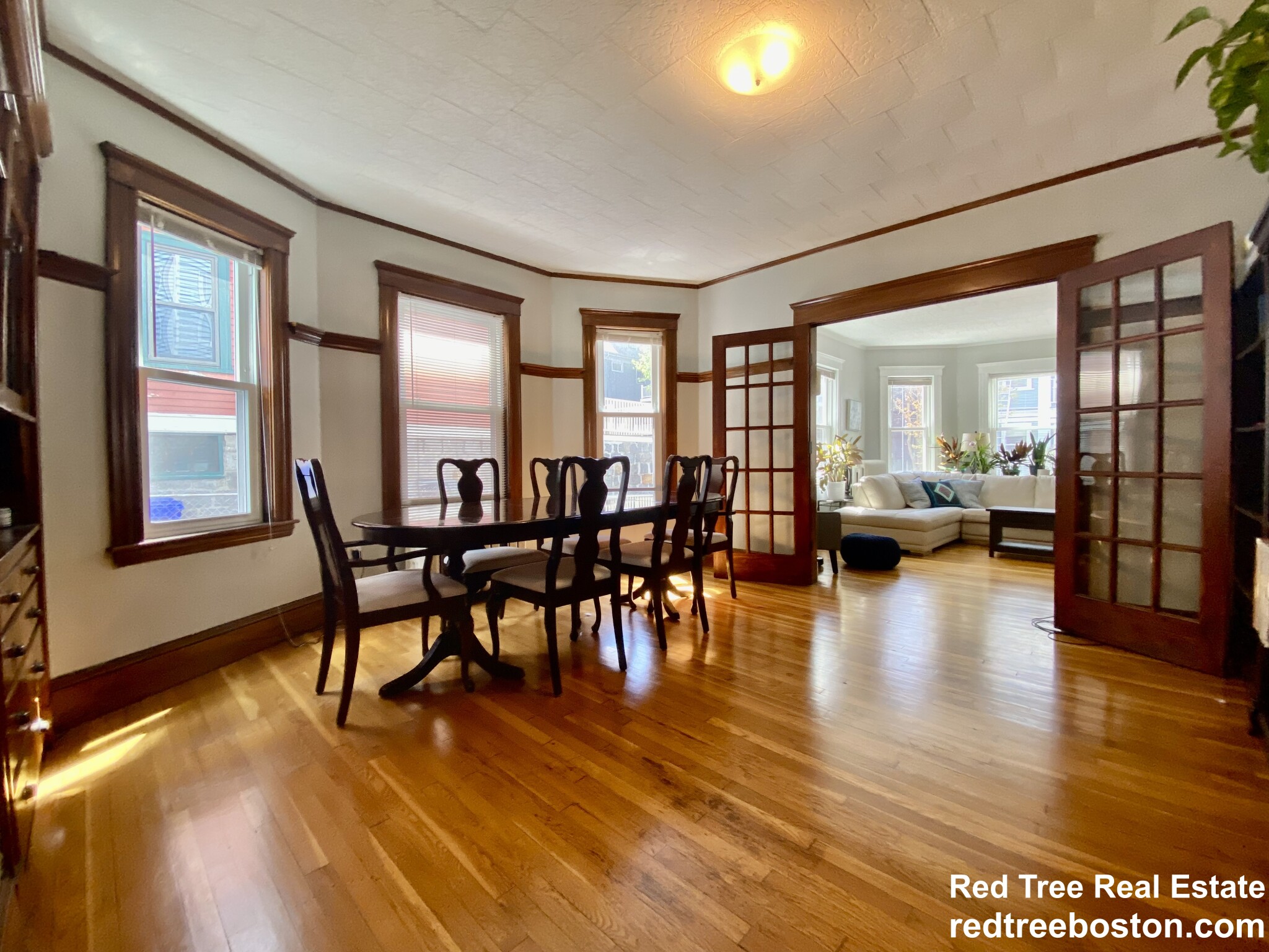 11 Parkton Rd, Jamaica Plain