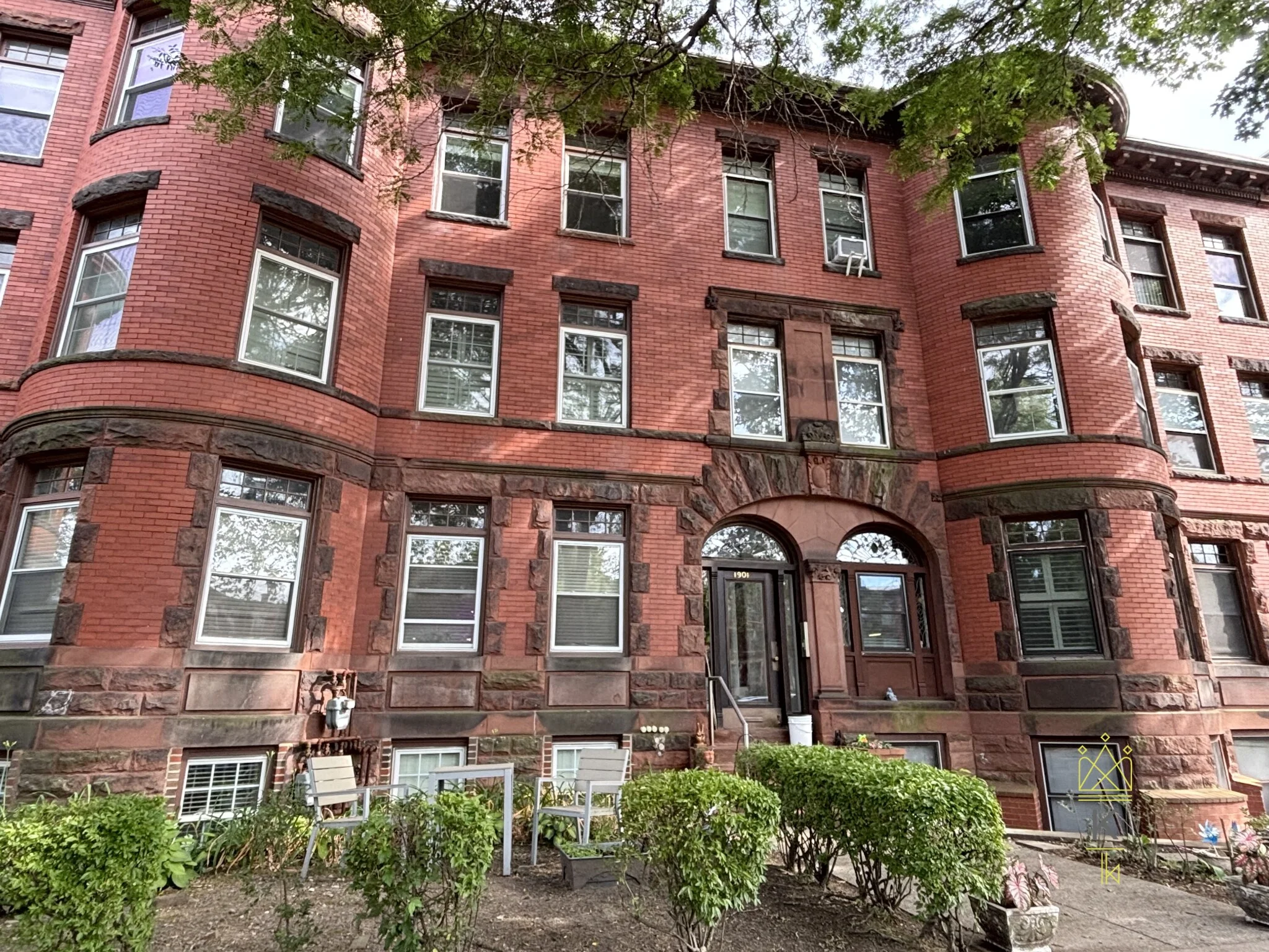 1901 Beacon St, Brookline