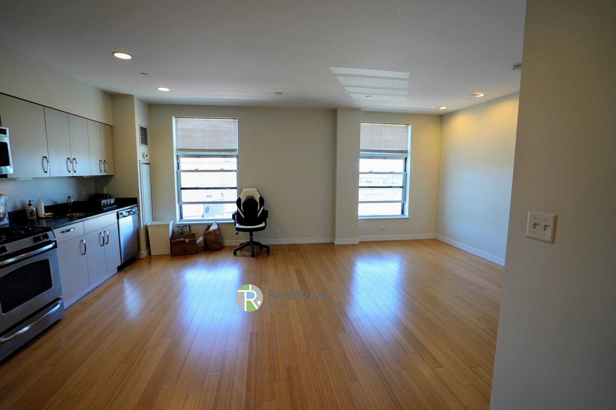 601 Albany St, South End