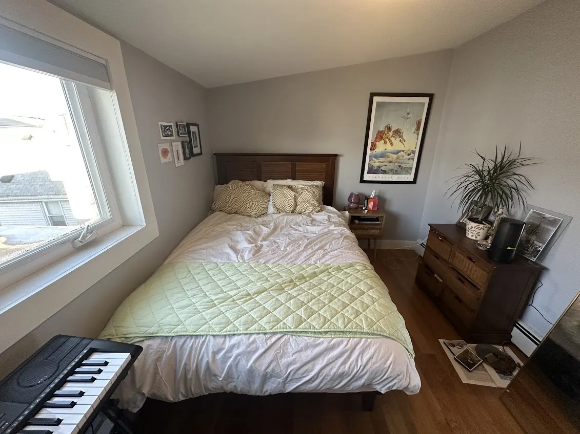 287 Beacon St, Ward Two