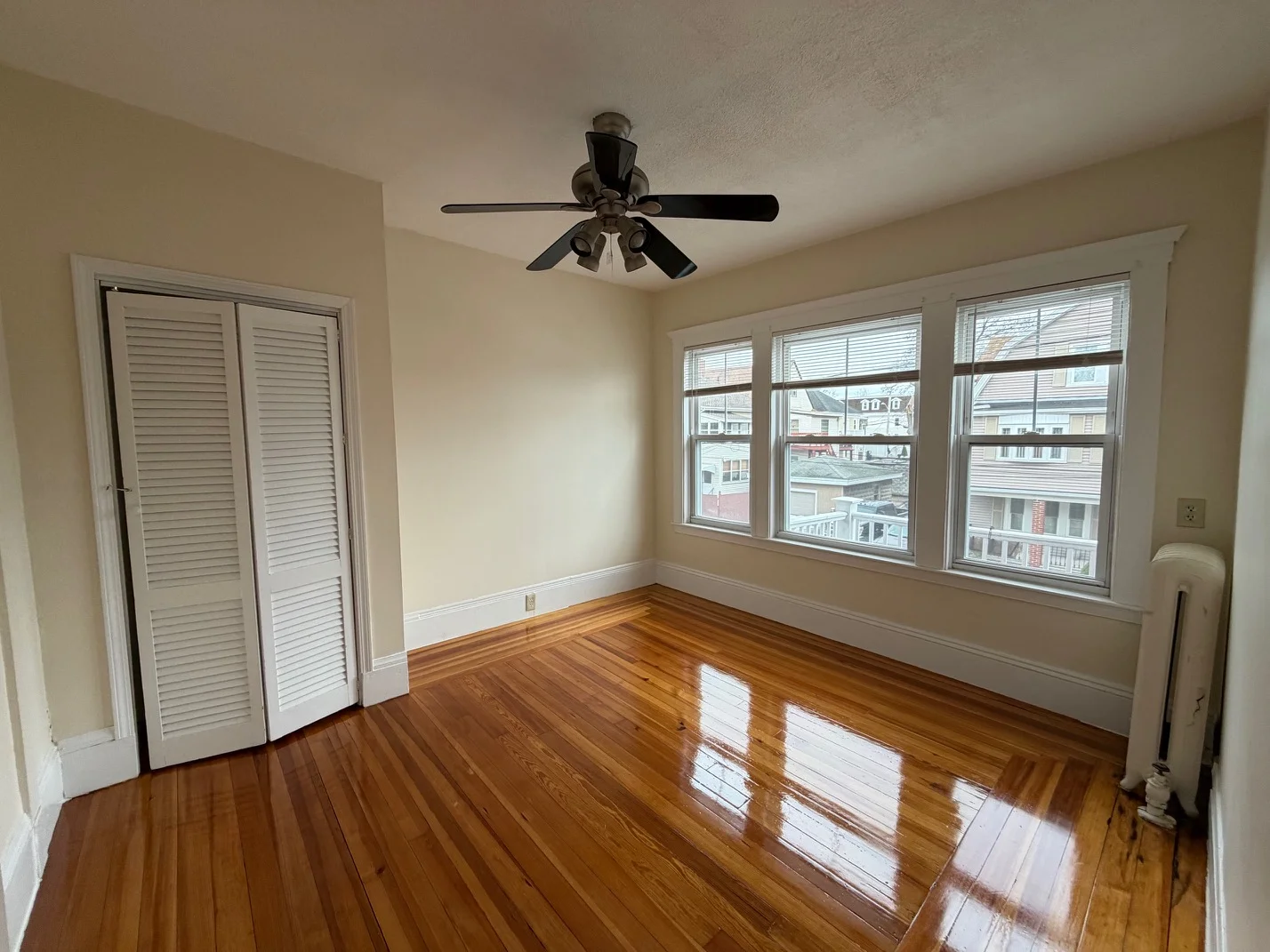 93 Capen St, Medford