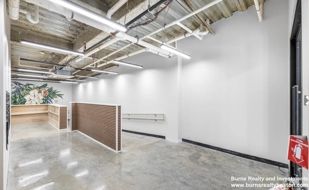 400 W Broadway, South Boston