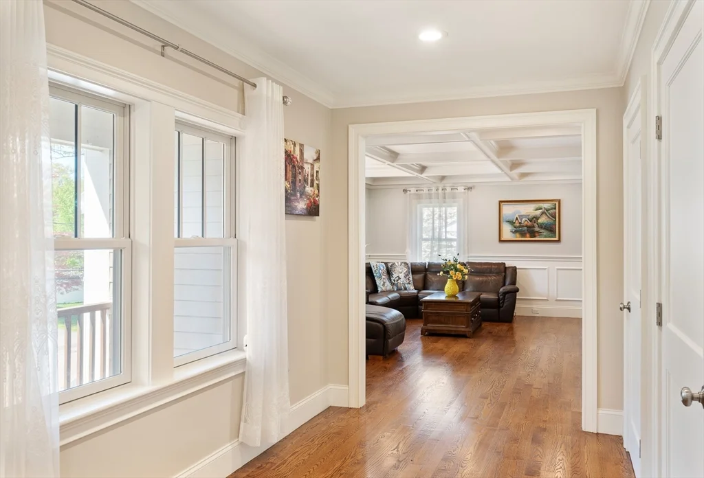 24 Dogwood Ln, Birds Hill