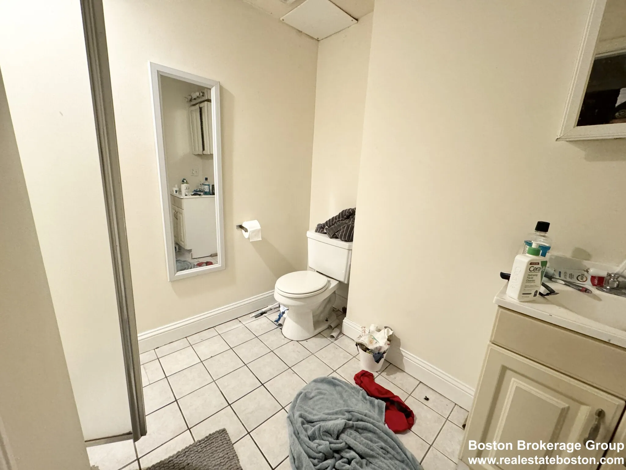 73 Gainsborough St, Fenway