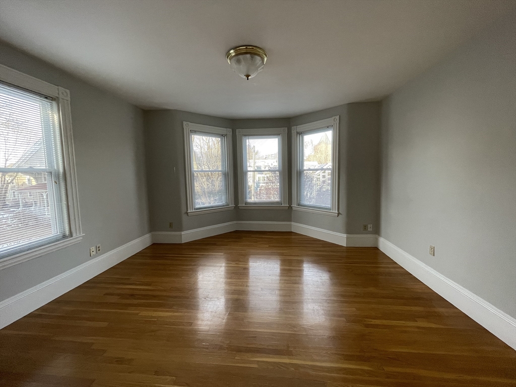 11 Maple Cir, Newton Corner