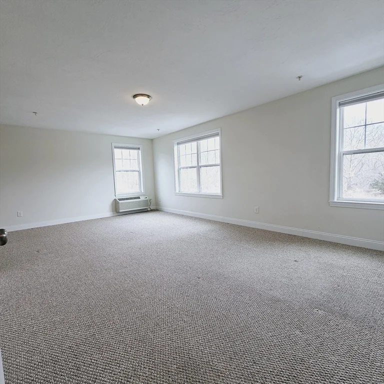 130 Spring St, Mansfield