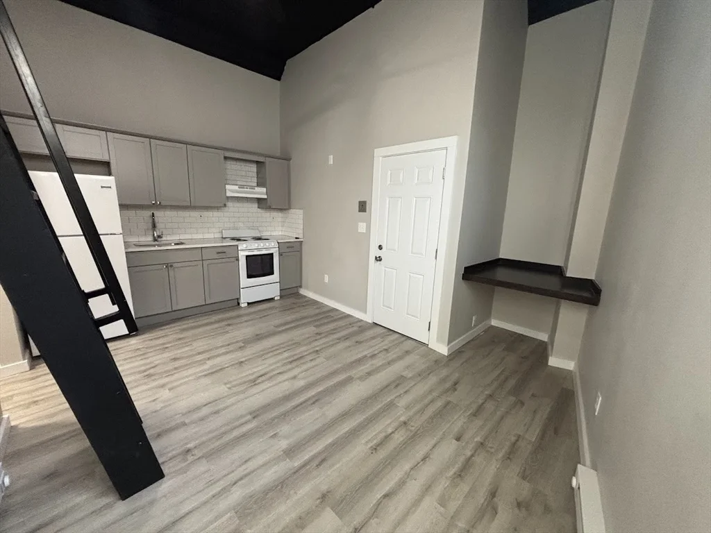 142 Gove St, East Boston