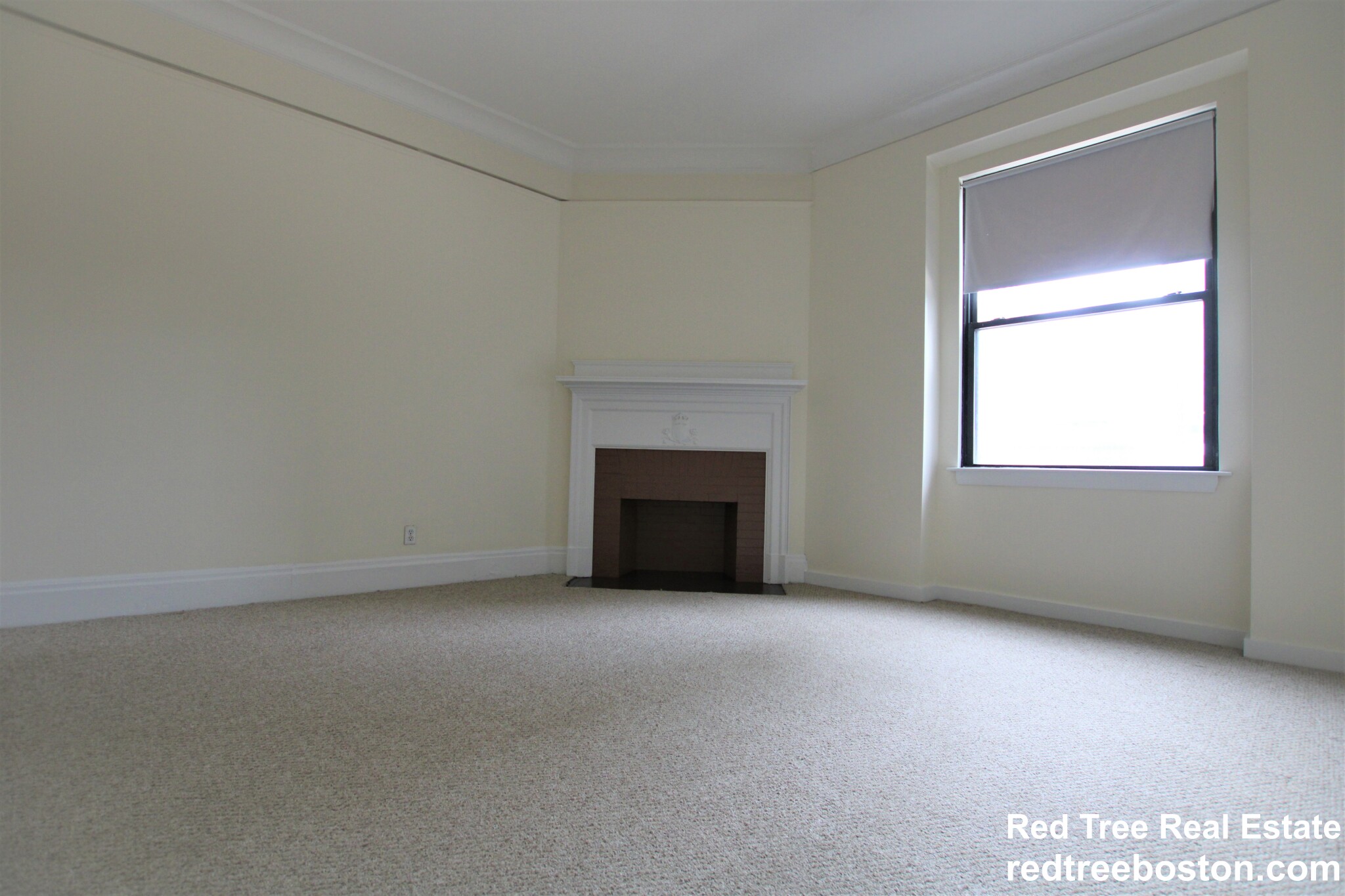 62 Boylston St, Midtown