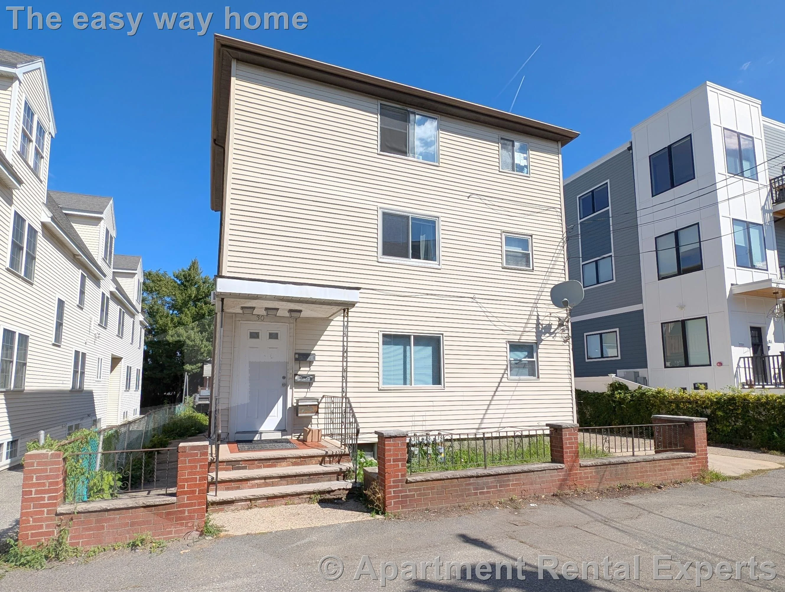 30 Murdock St, Davis Square