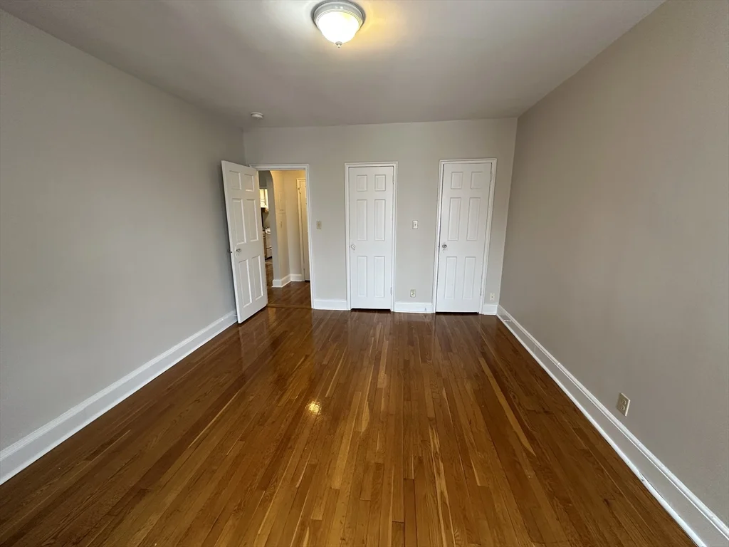 24 Concord Ave, Harvard Square