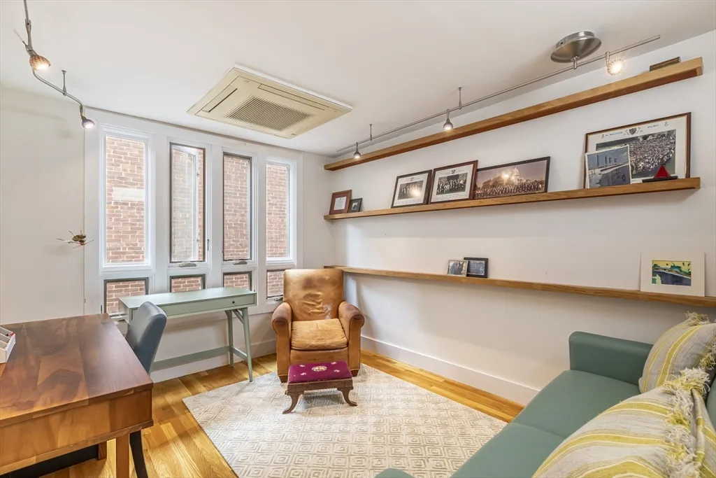 54 Trowbridge St, Mid-Cambridge