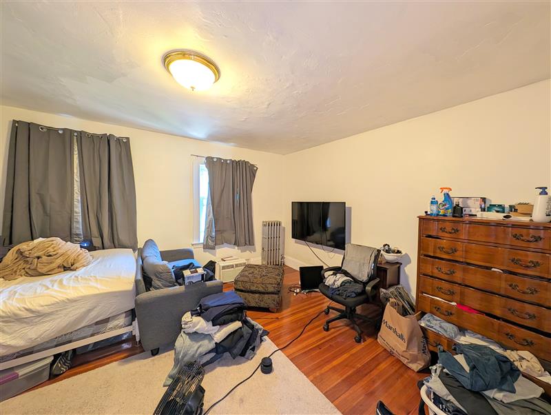 15 Paulina St, Tufts