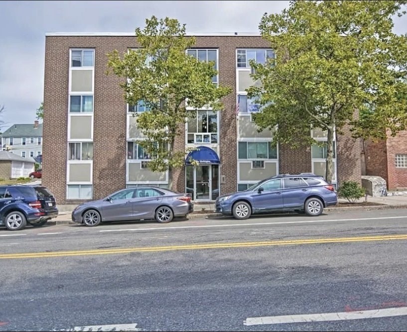 461 Washington St, Brighton