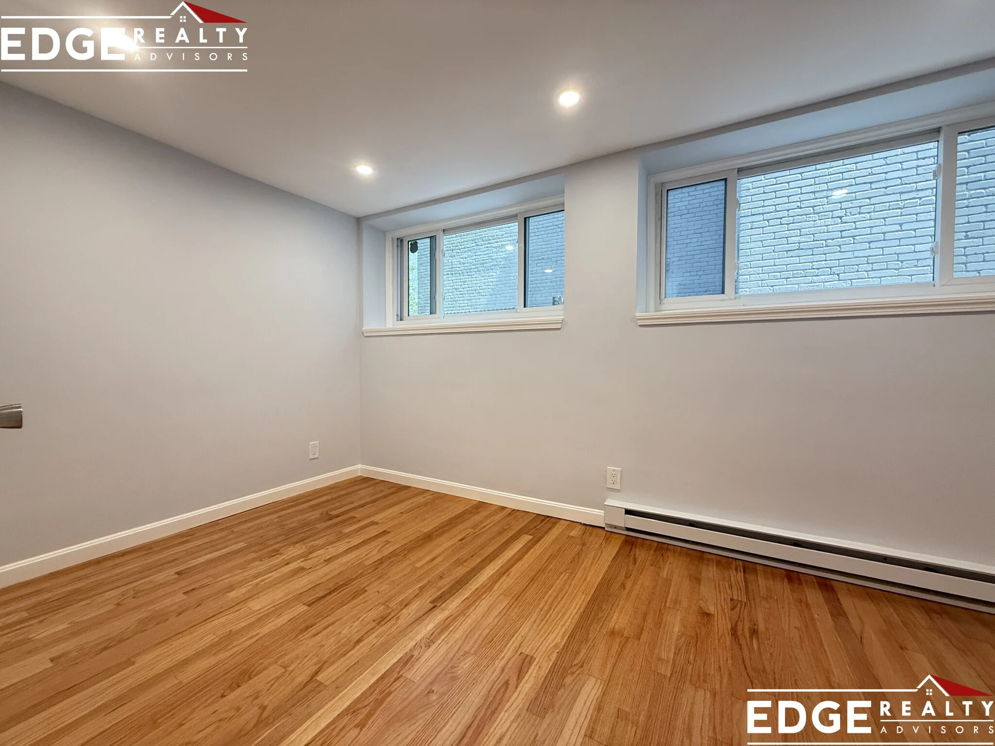 39 Englewood Ave, Brighton