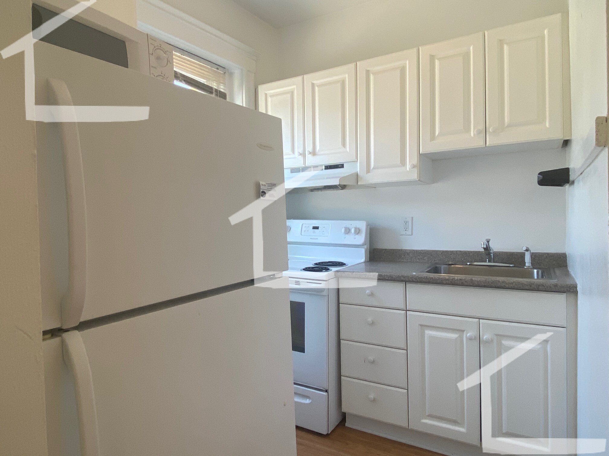 61 Brighton Ave, Allston