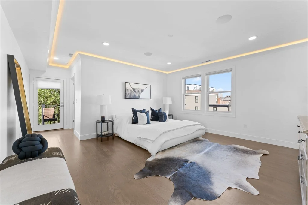 333 West Third, South Boston