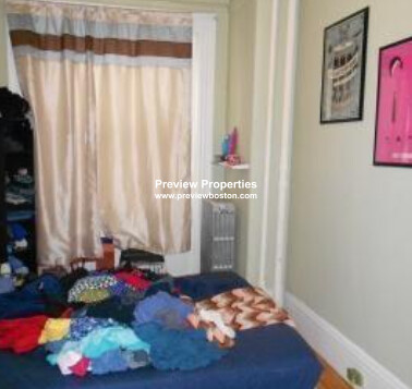 869 Beacon St, Fenway