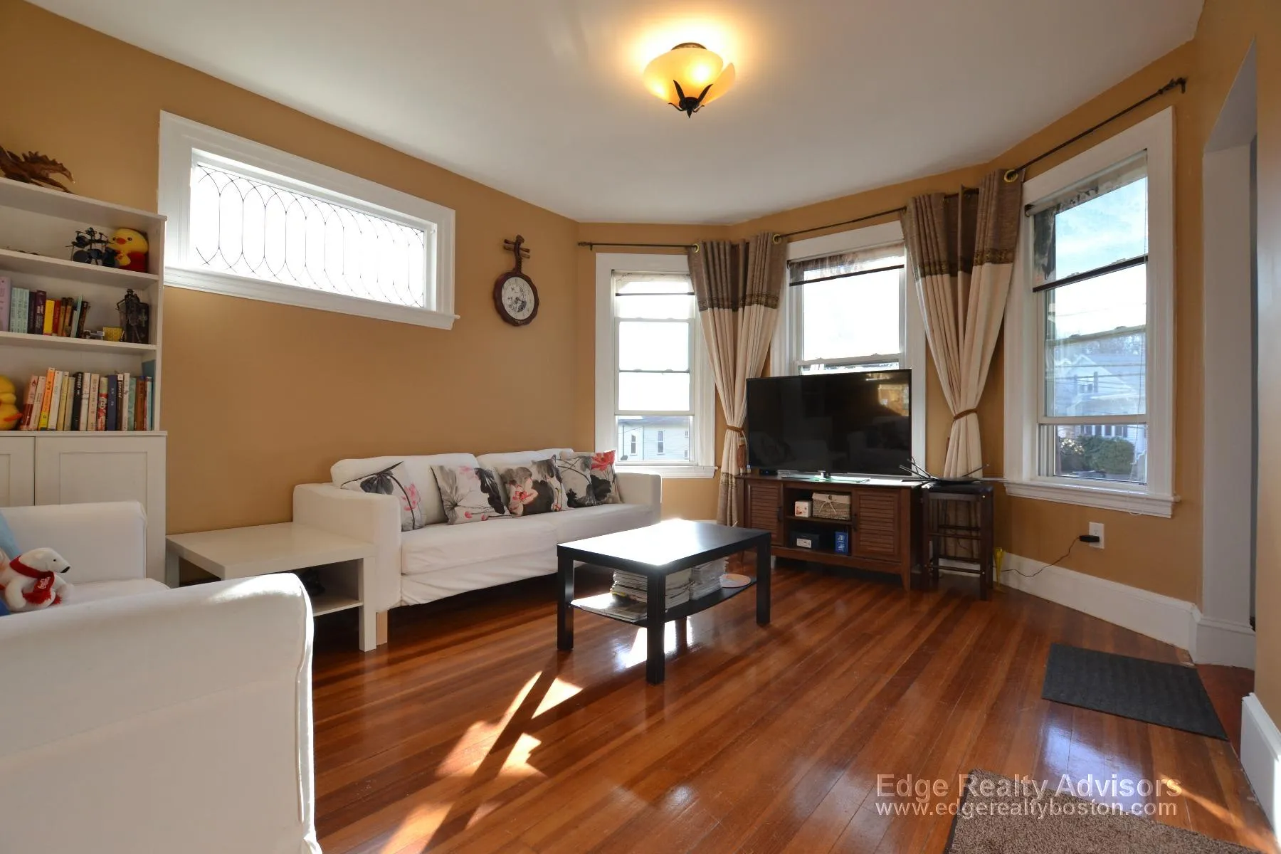35 Palmer St, Banks Square