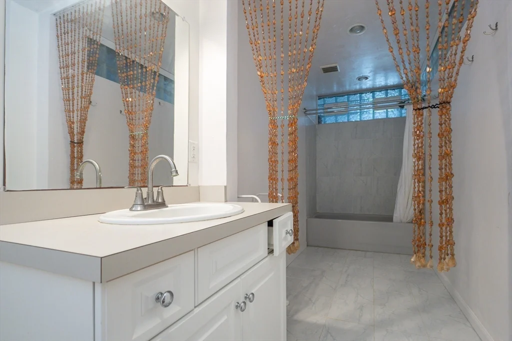 30 Briarcliff Dr, Auburn