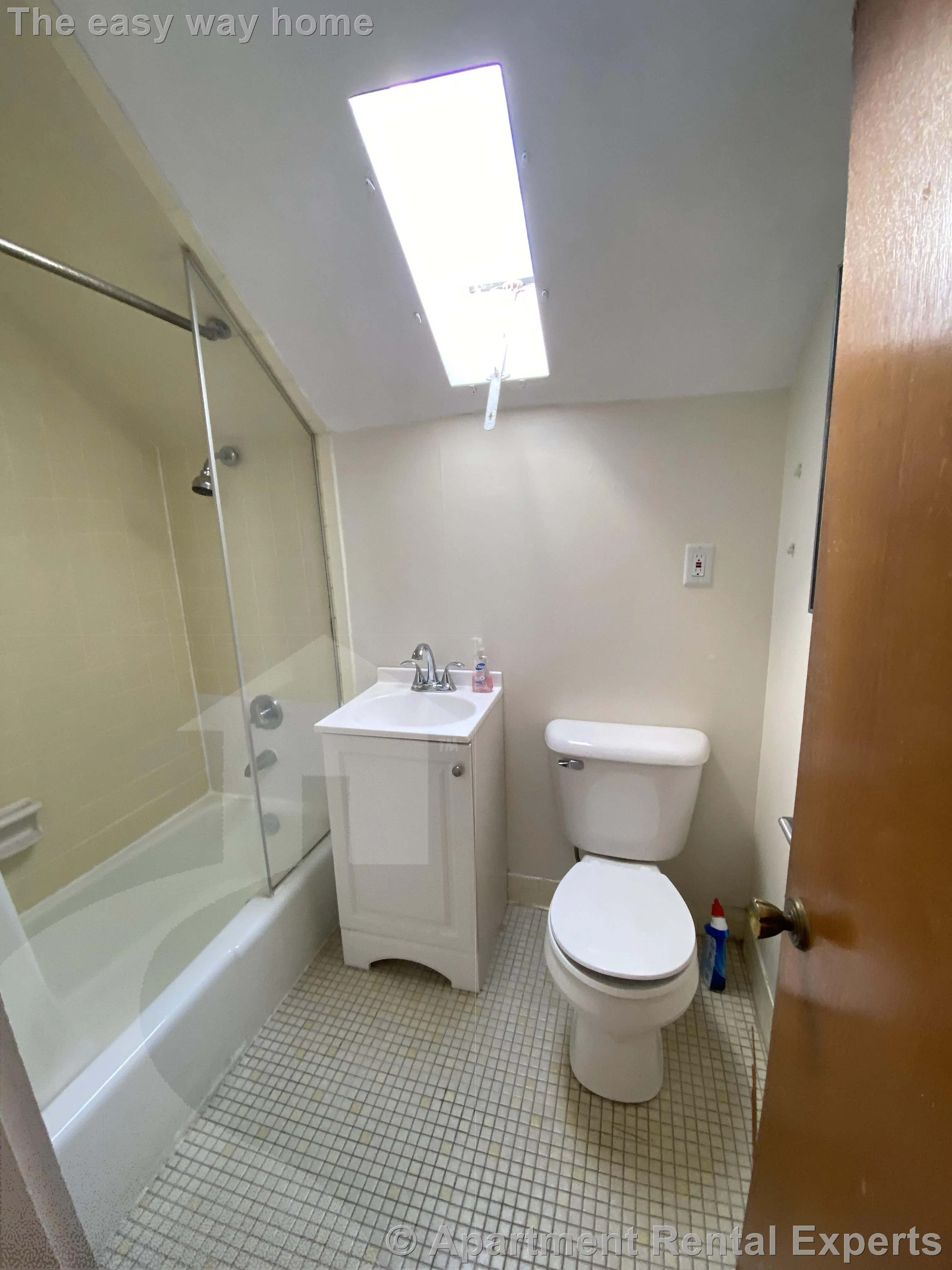 381 Harvard St, Harvard Square