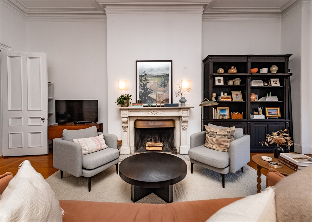 46 Commonwealth Ave, Back Bay