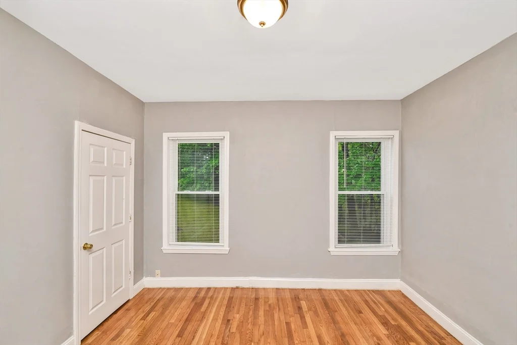 352 Norfolk St, Dorchester