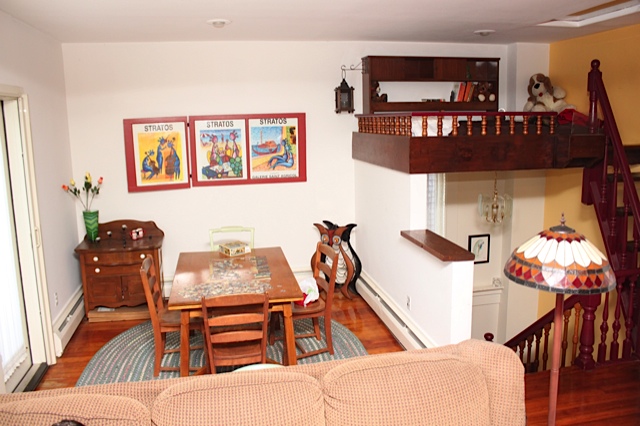 53 Lawn St, Mission Hill