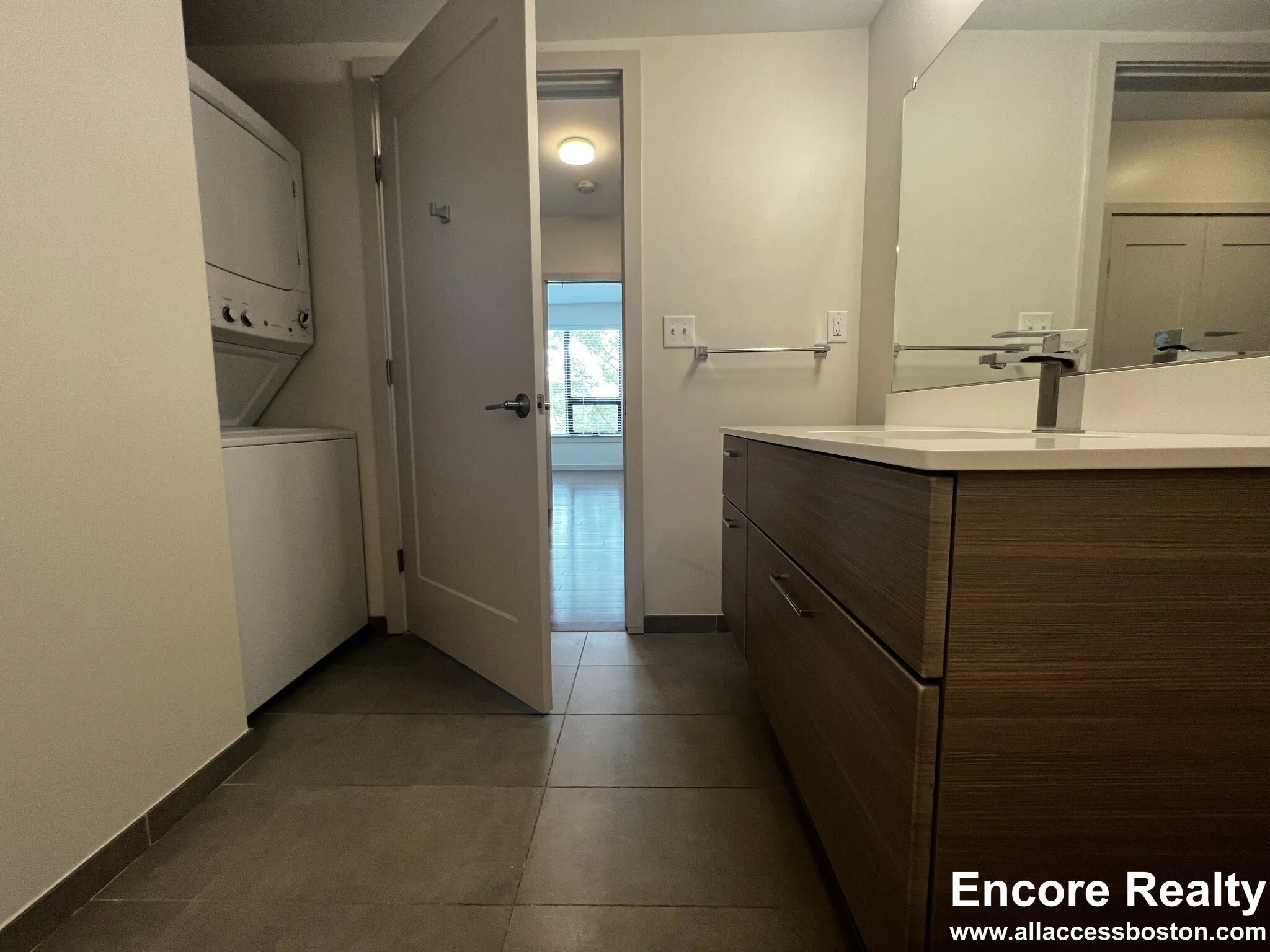 455 Harvard St, North Brookline