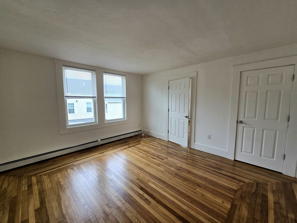 63 Stewart St, Quincy