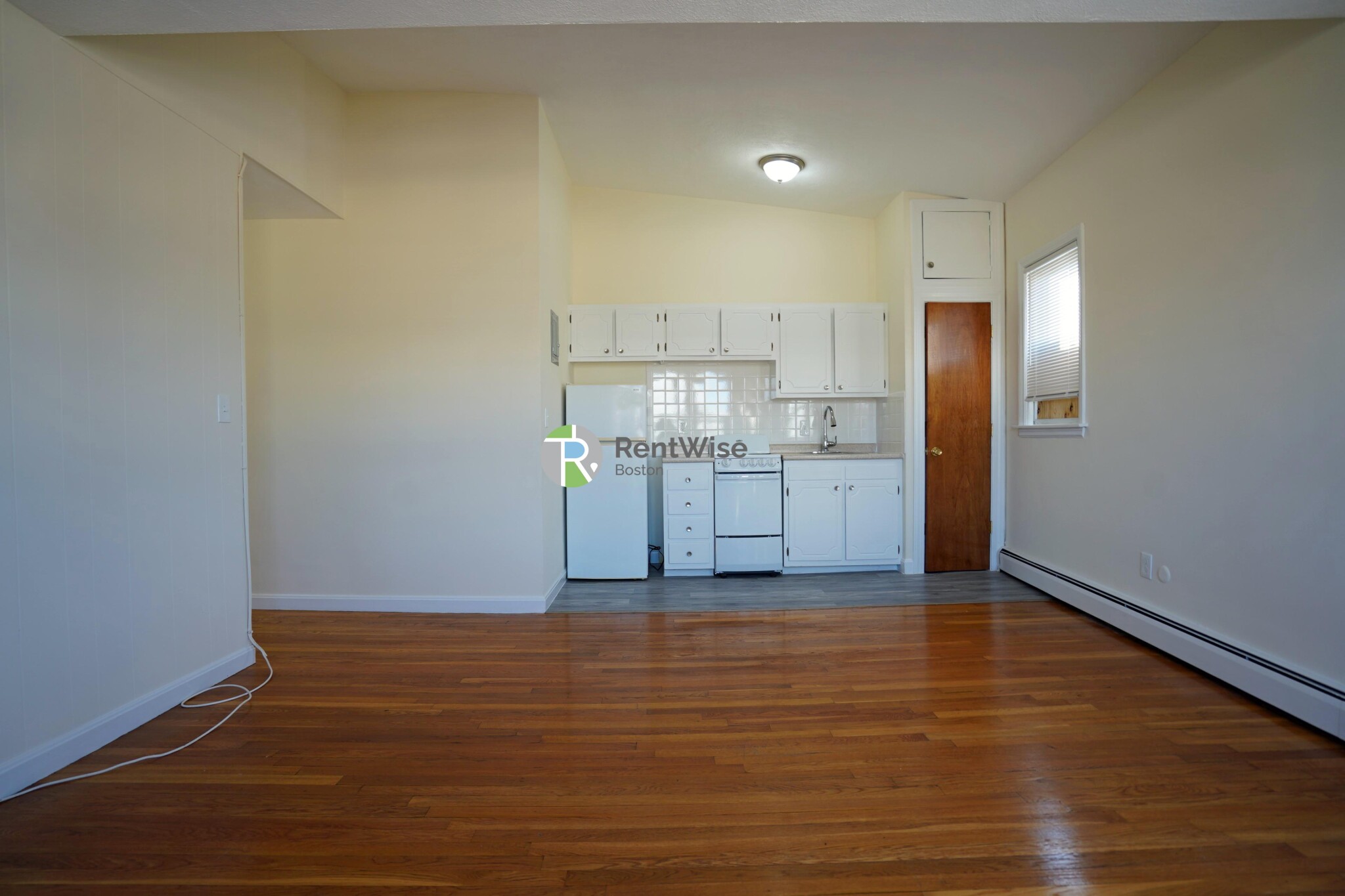 180 North Beacon St, Brighton