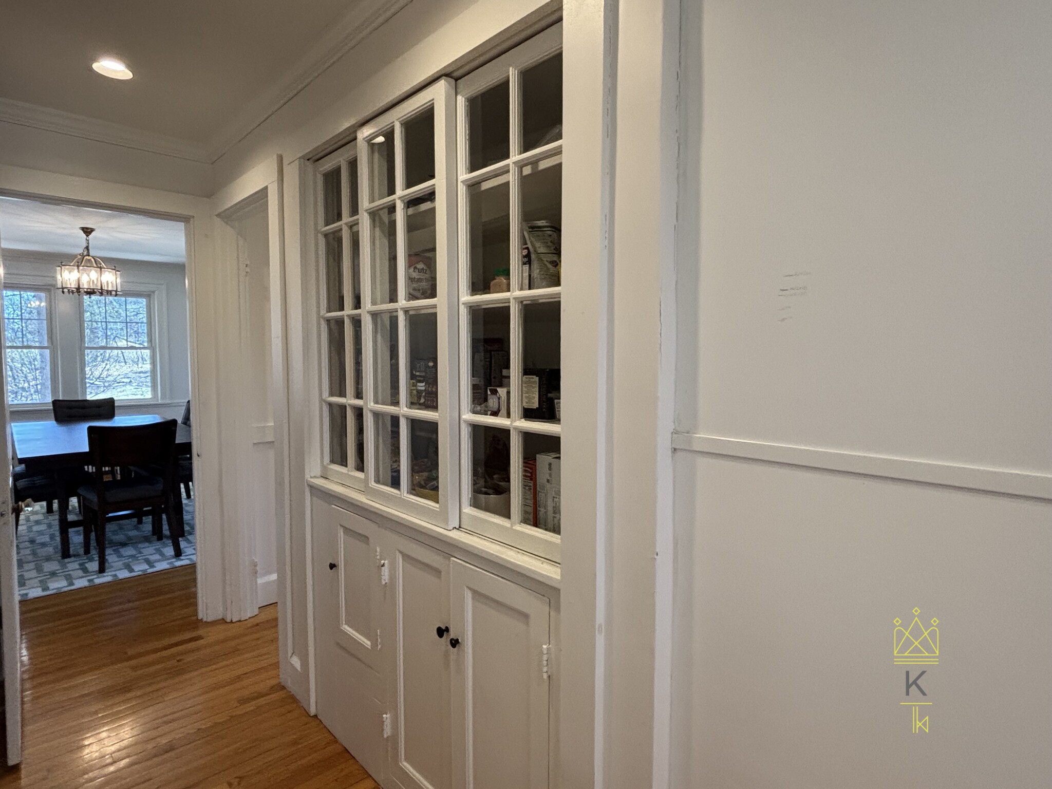 198 Wolcott Rd, Chestnut Hill