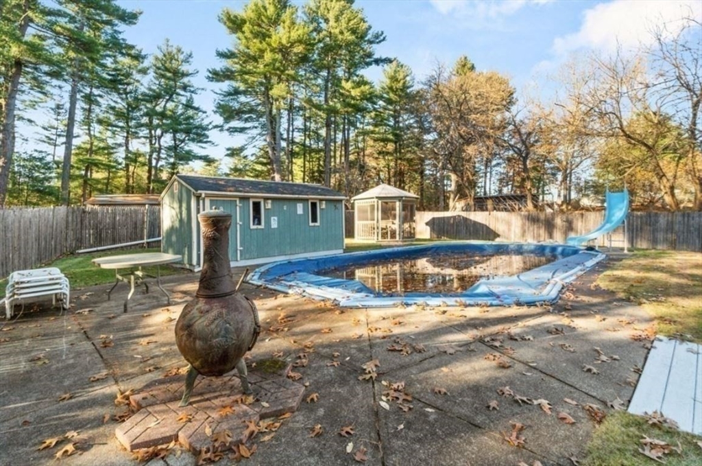 186 Ridge, Millis