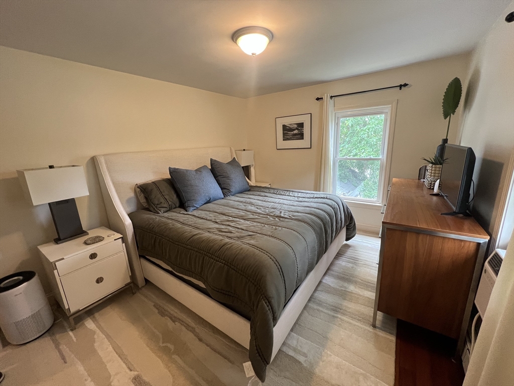 37-39 Spruce St, Winchester