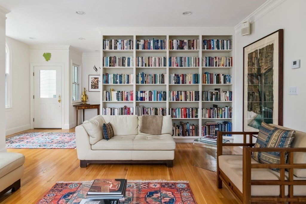 37 Mount Vernon, Neighborhood Nine